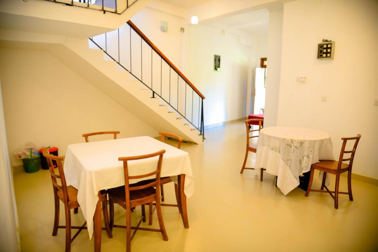 White Lodge แคนดี้ ภายนอก รูปภาพ